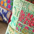 画像8: 新作 カラー カンバディアパッチ クッションカバー インド キラキラ 伝統柄 民族衣装サリー 刺繍 インテリア小物 雑貨  (8)