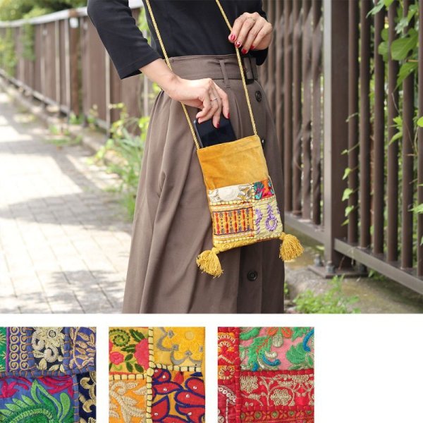 画像1: カンバディア サコッシュ インド伝統柄 キラキラ刺繍 スパンコール エキゾチック 鞄  (1)